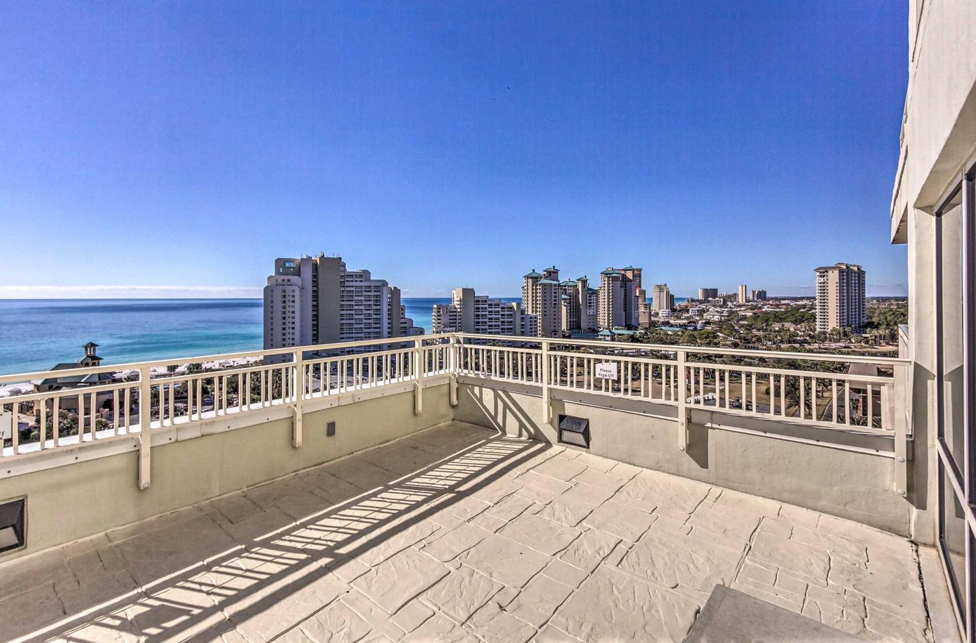 Destin Resort Studio With Pool - Walk To Beach! Exterior photo